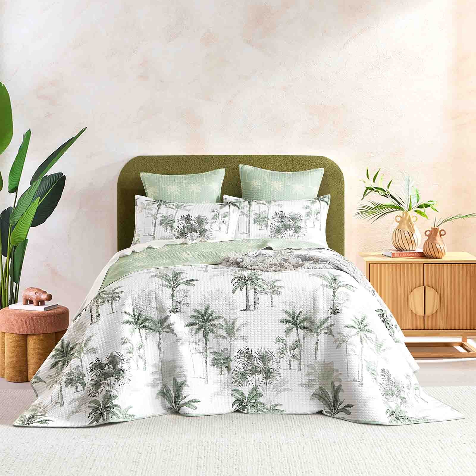 Marbella Quilted Reversible /King Coverlet Set – Queen