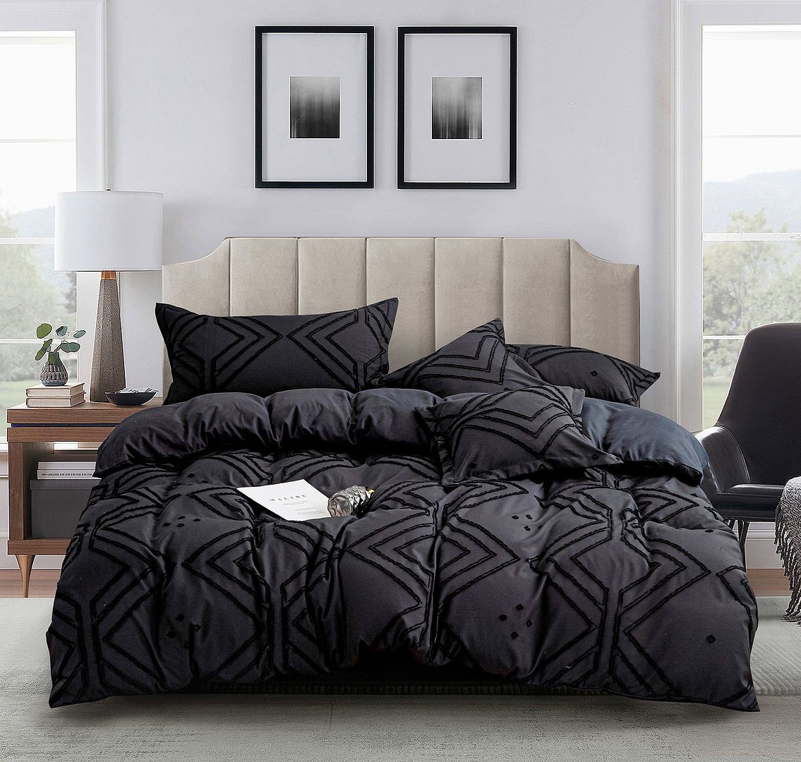 Tufted Textured Jacquard Black Duvet Quilt Cover Set – Super King