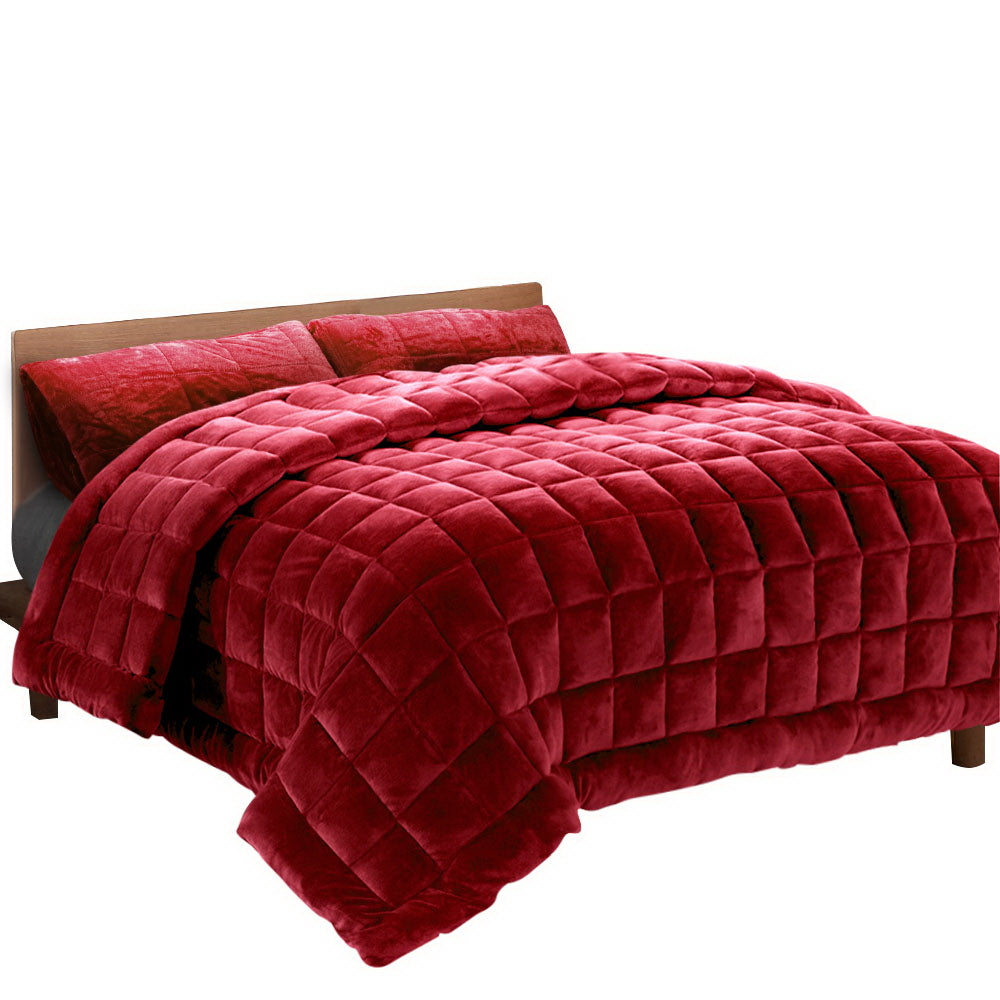 Faux Mink Quilt Burgundy – King