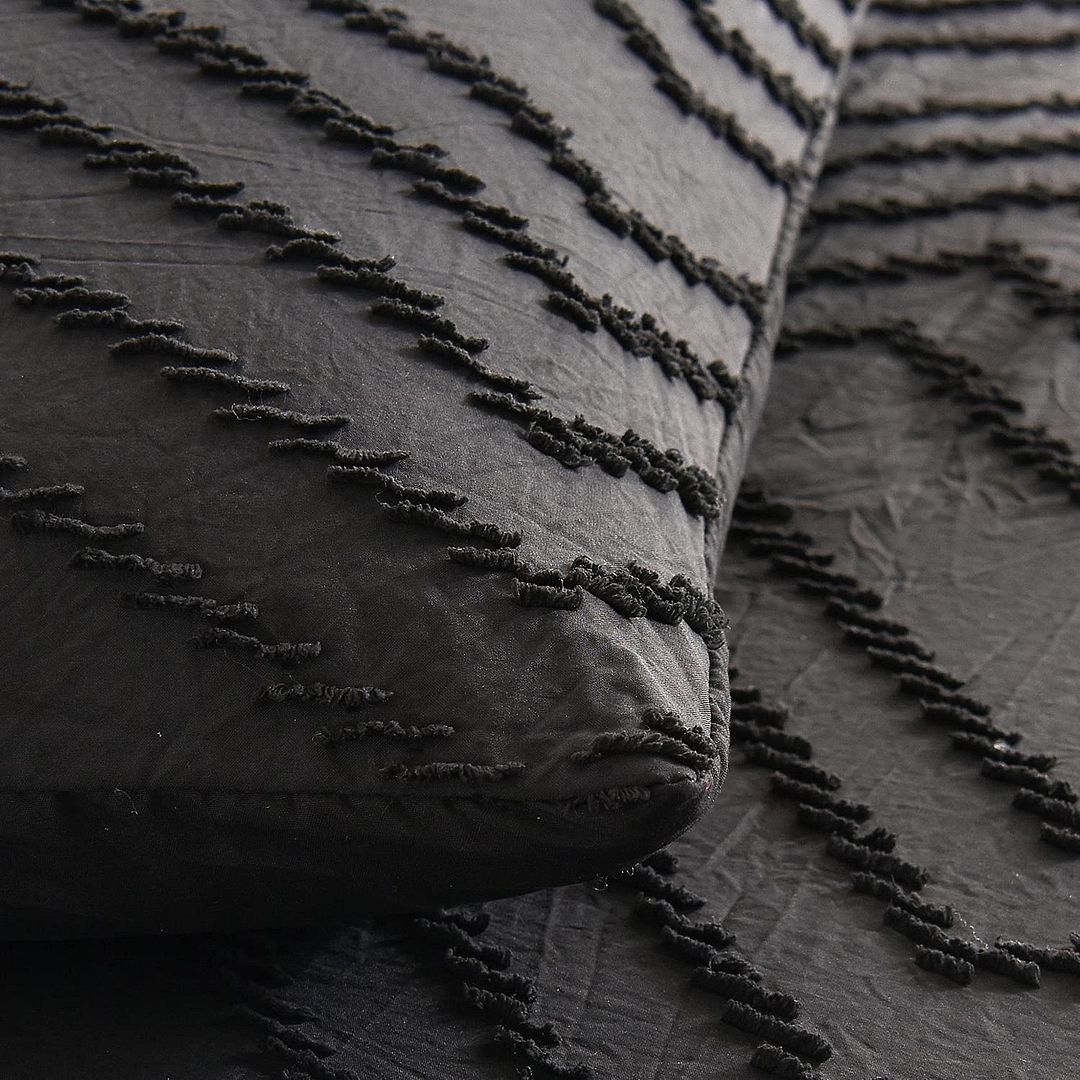 Callan Tufted Wave Quilt Cover Set – Black – King