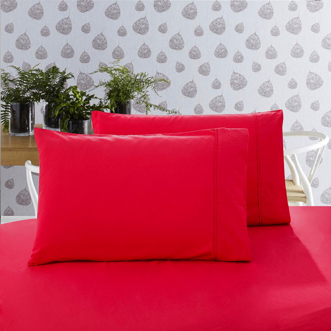 Atlas 1000TC Premium Ultra Soft Pillowcases 2 - Pack - Red – King