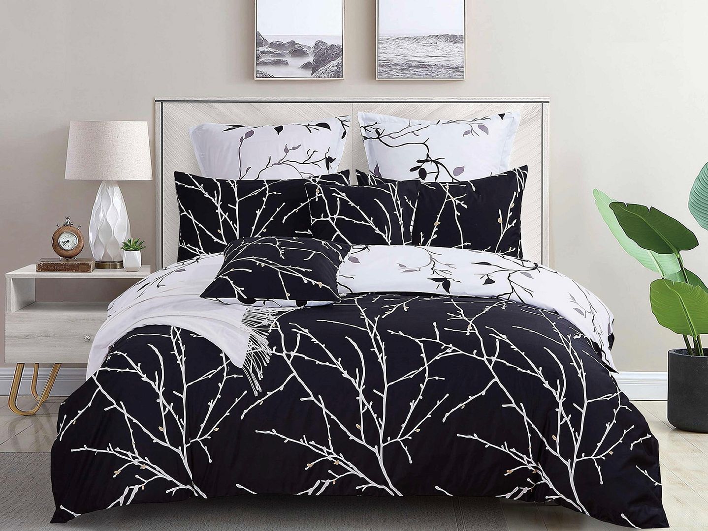 Tree Reversible Quilt/Duvet Cover Set - Black – Double