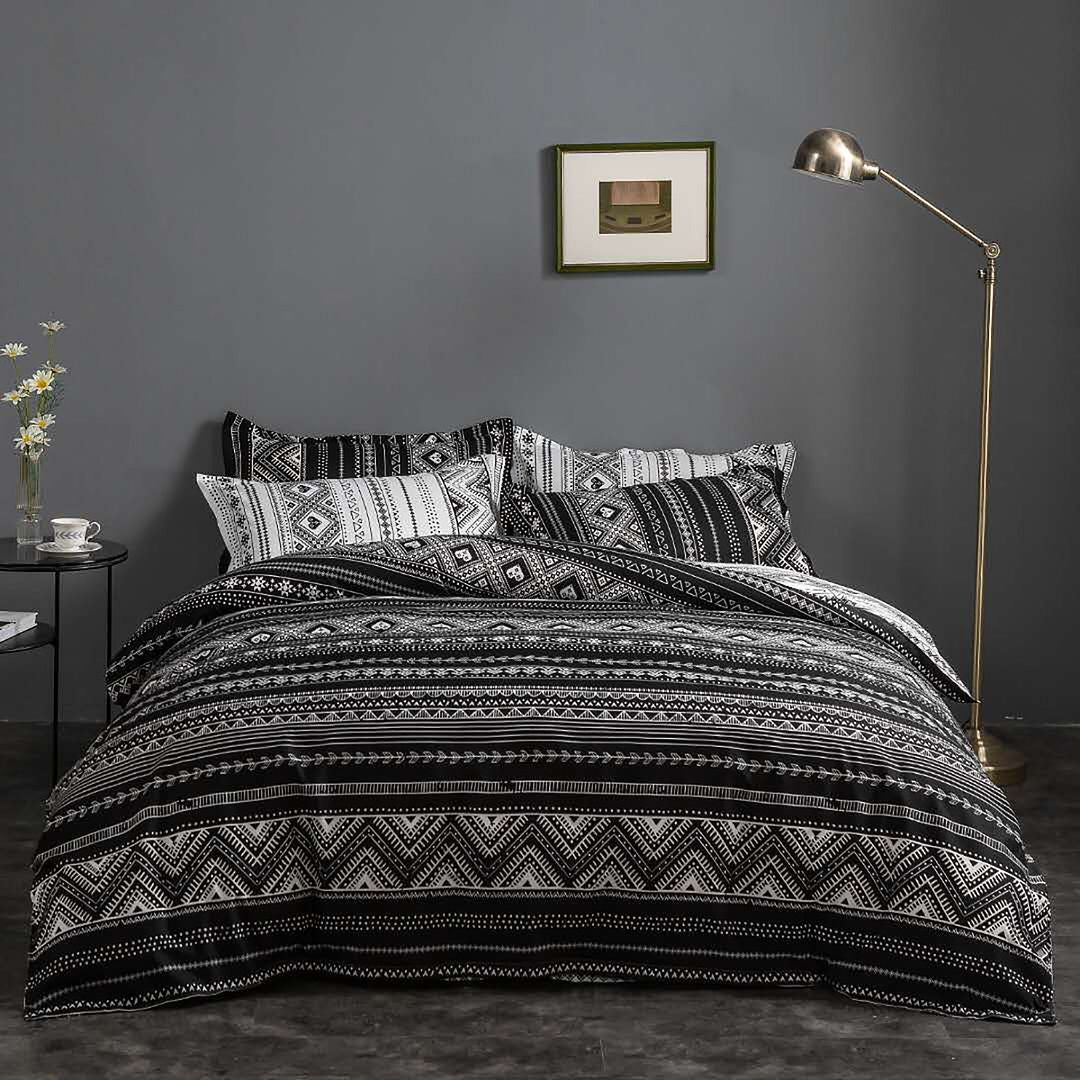 Hugo Reversible Duvet Quilt Cover Set – Queen